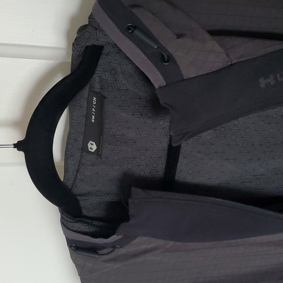 Under Armour Rush windbreaker spring jacket - Picture 2 of 5